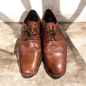 Johnston & Murphy Brown Leather Oxfords
